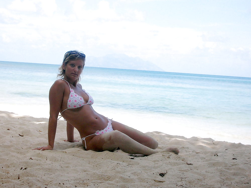 Fotos robadas
 #17841933