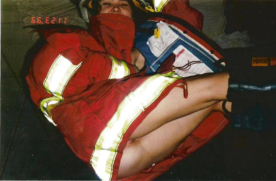 Chica sureña bombero
 #5793613