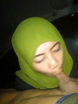 Nues Filles Hijab De Malaisie Et Indonésie #22539295