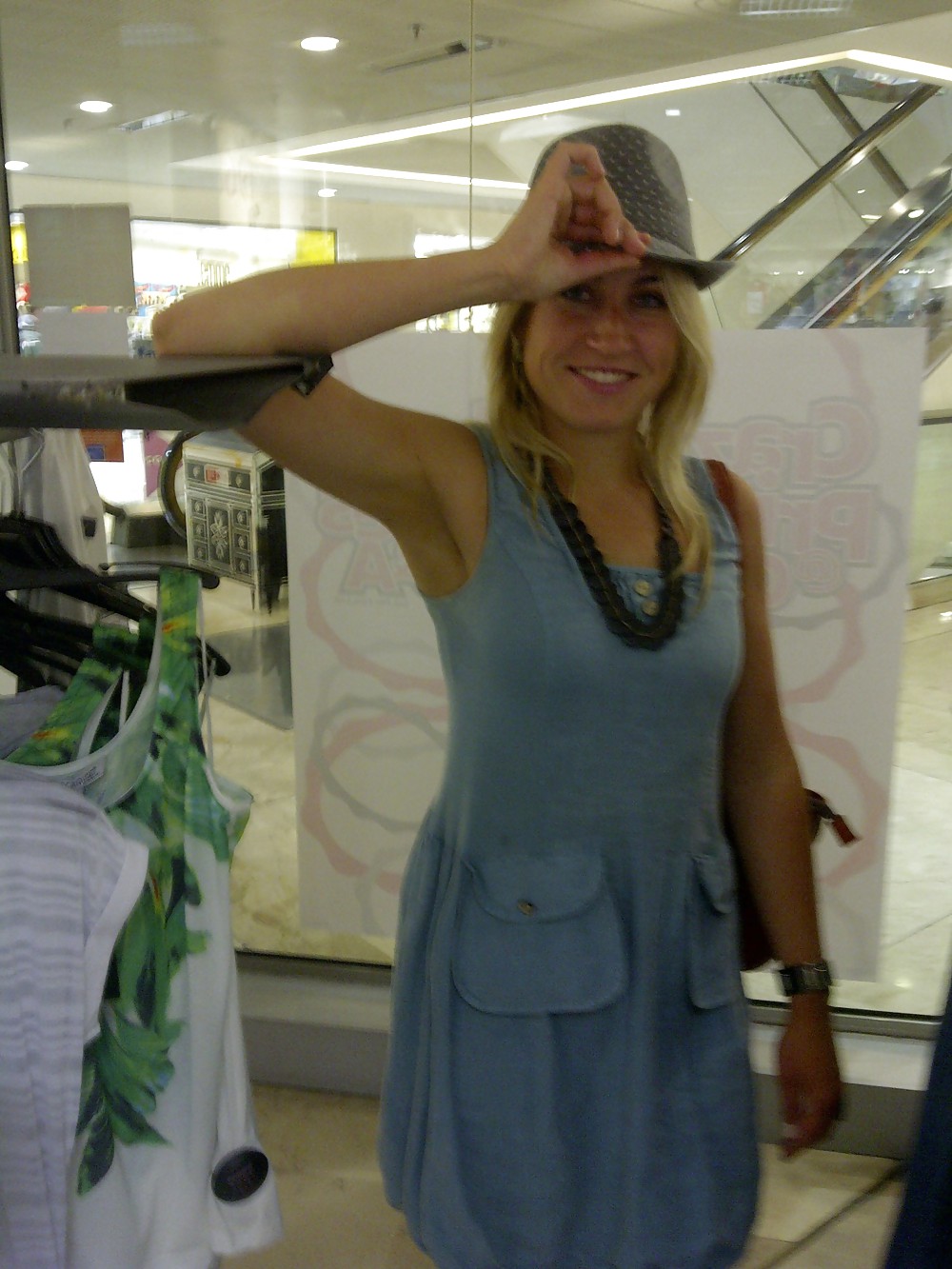 私の女友達
 #22402436