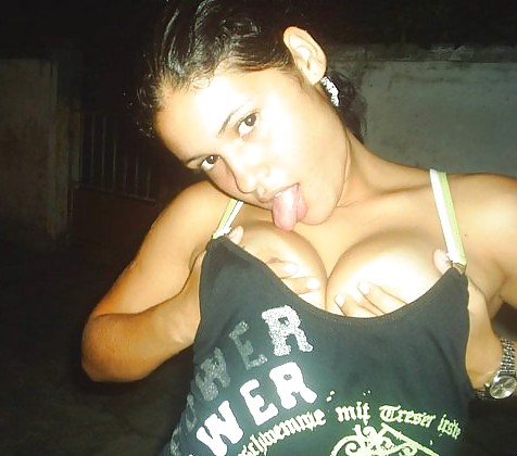 Muestra tus tetas 9
 #15489171