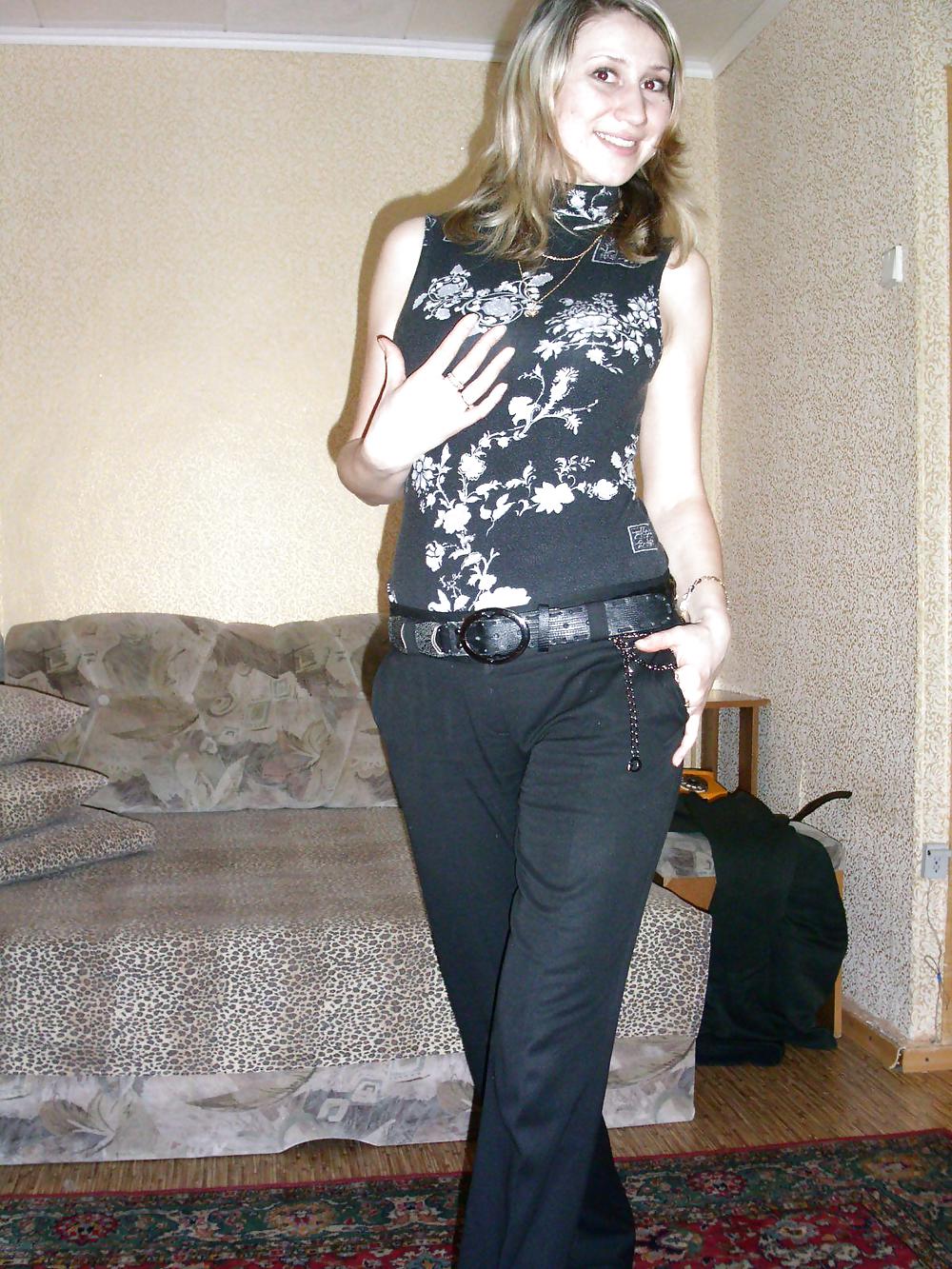 NICE RUSSIAN AMATEUR #9802073