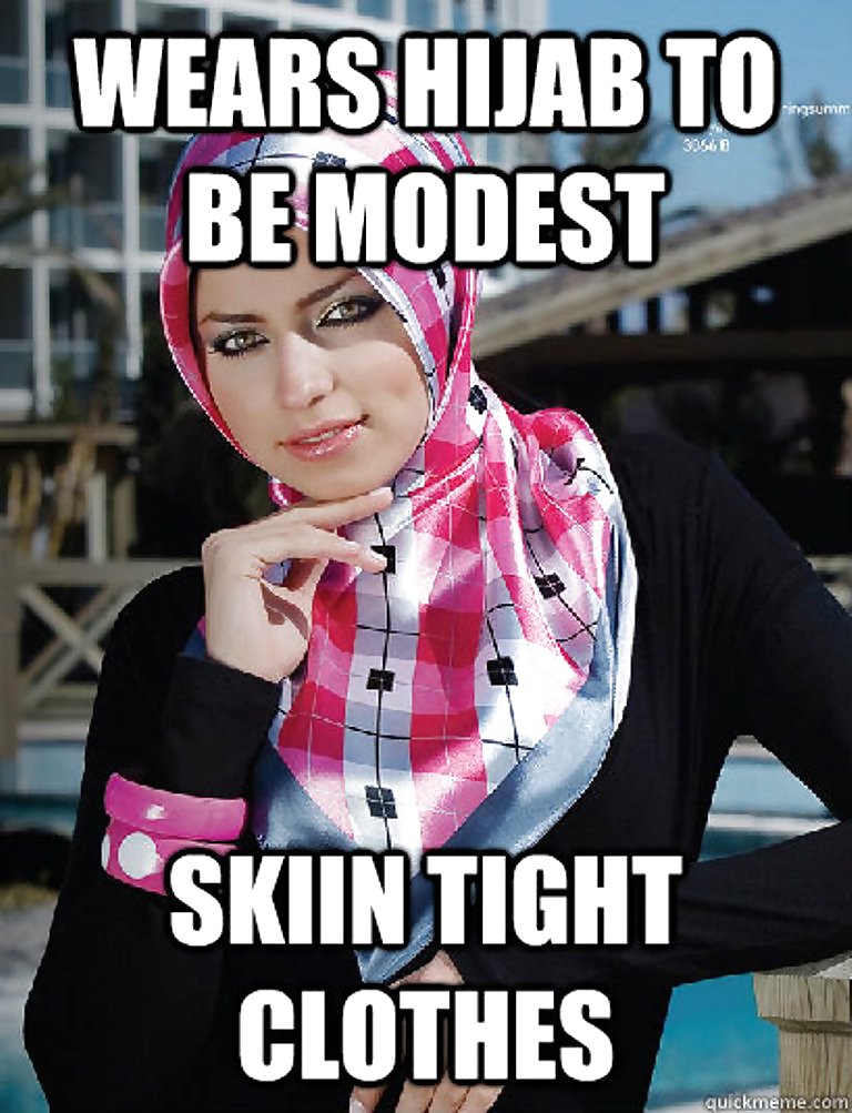 Ragazze musulmane ... il vostro hijab è così stretto!
 #16379080