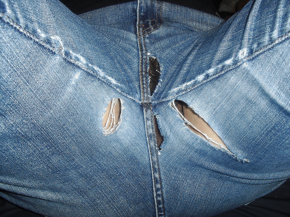 Leggings and holes #4107170