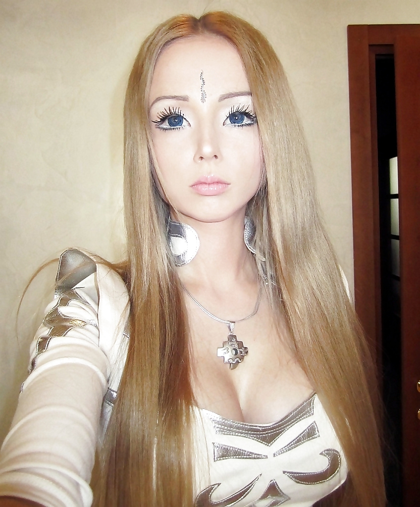 Valeria Lukyanova Barbie-Puppe #14057510