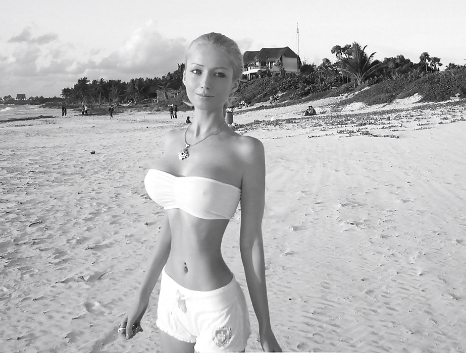 Valeria Lukyanova Barbie-Puppe #14057638