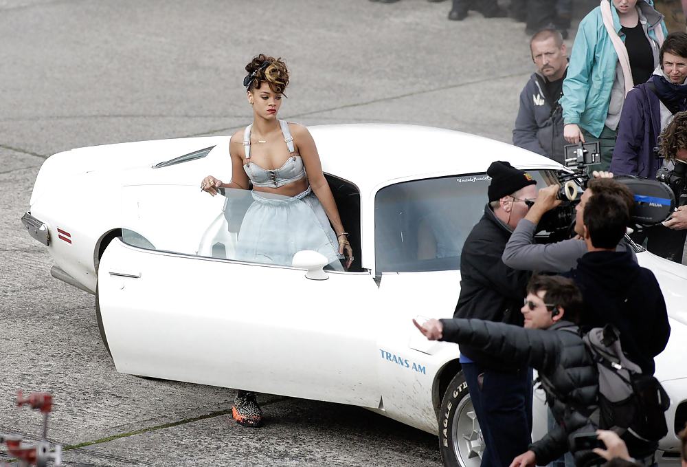 Rihanna filming the music video We Found Love in Ireland #8290566