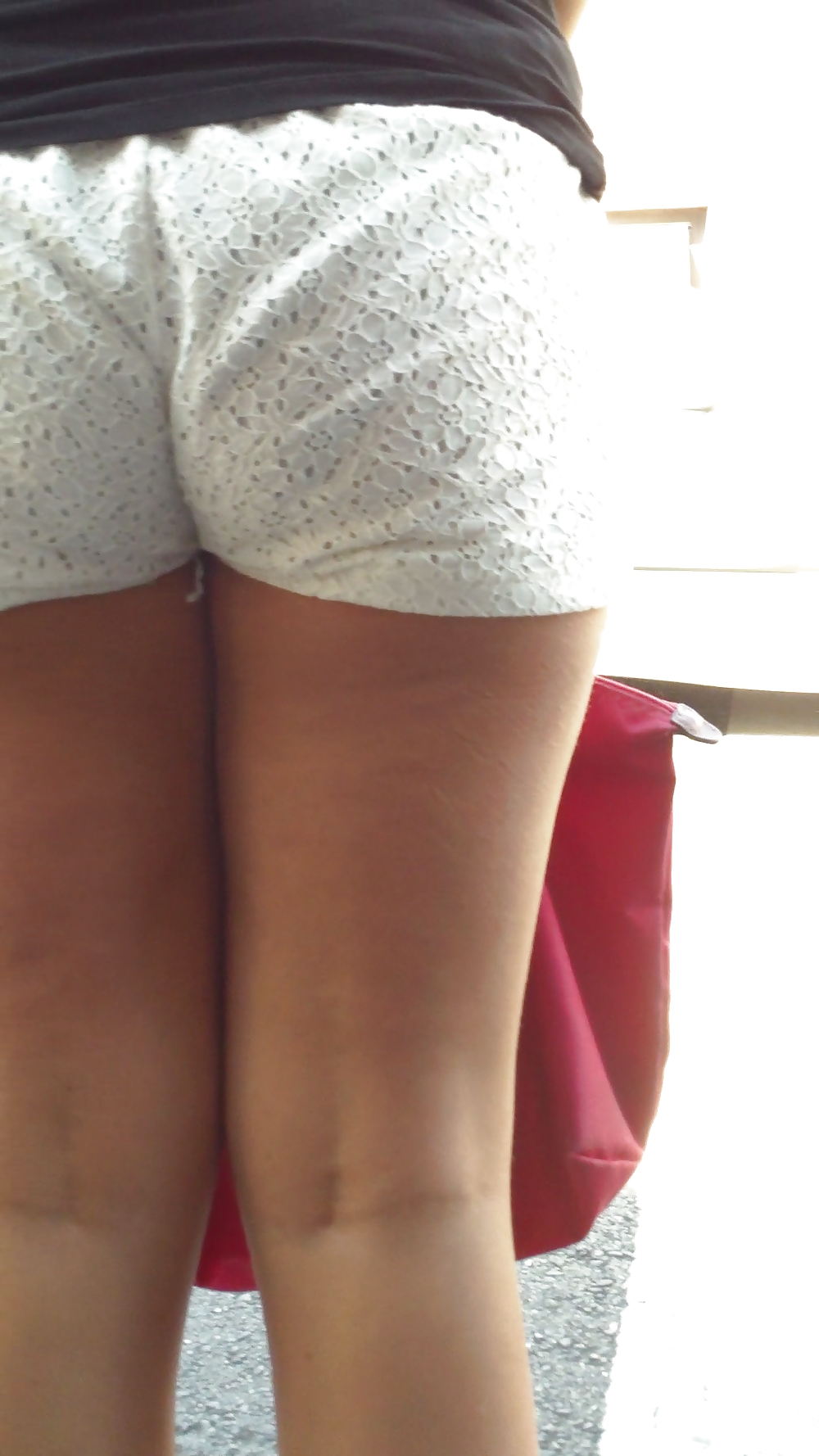 Some nice public butt cracks & ass cheeks in shorts  #21359529