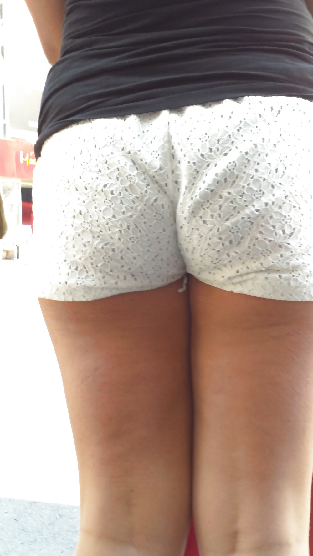 Some nice public butt cracks & ass cheeks in shorts  #21359590