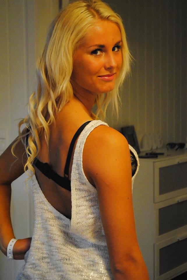 デンマークの若者たち-07-public nude & wet t-shirts & disco
 #22307917