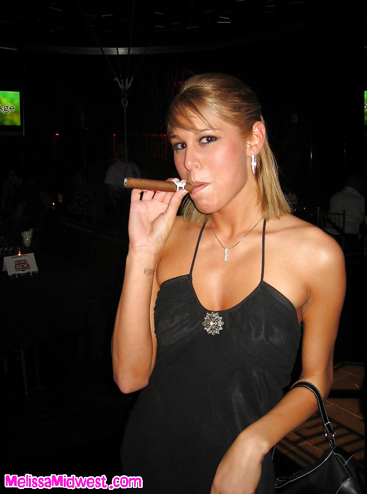 Cigar ladies #9454999