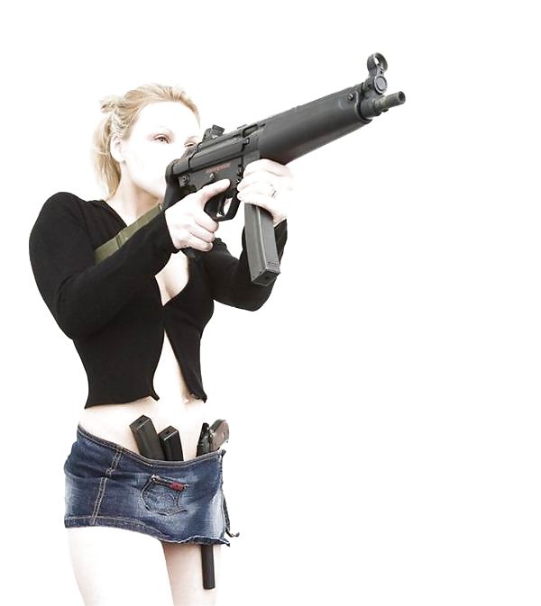 Chicas con pistolas
 #14403201