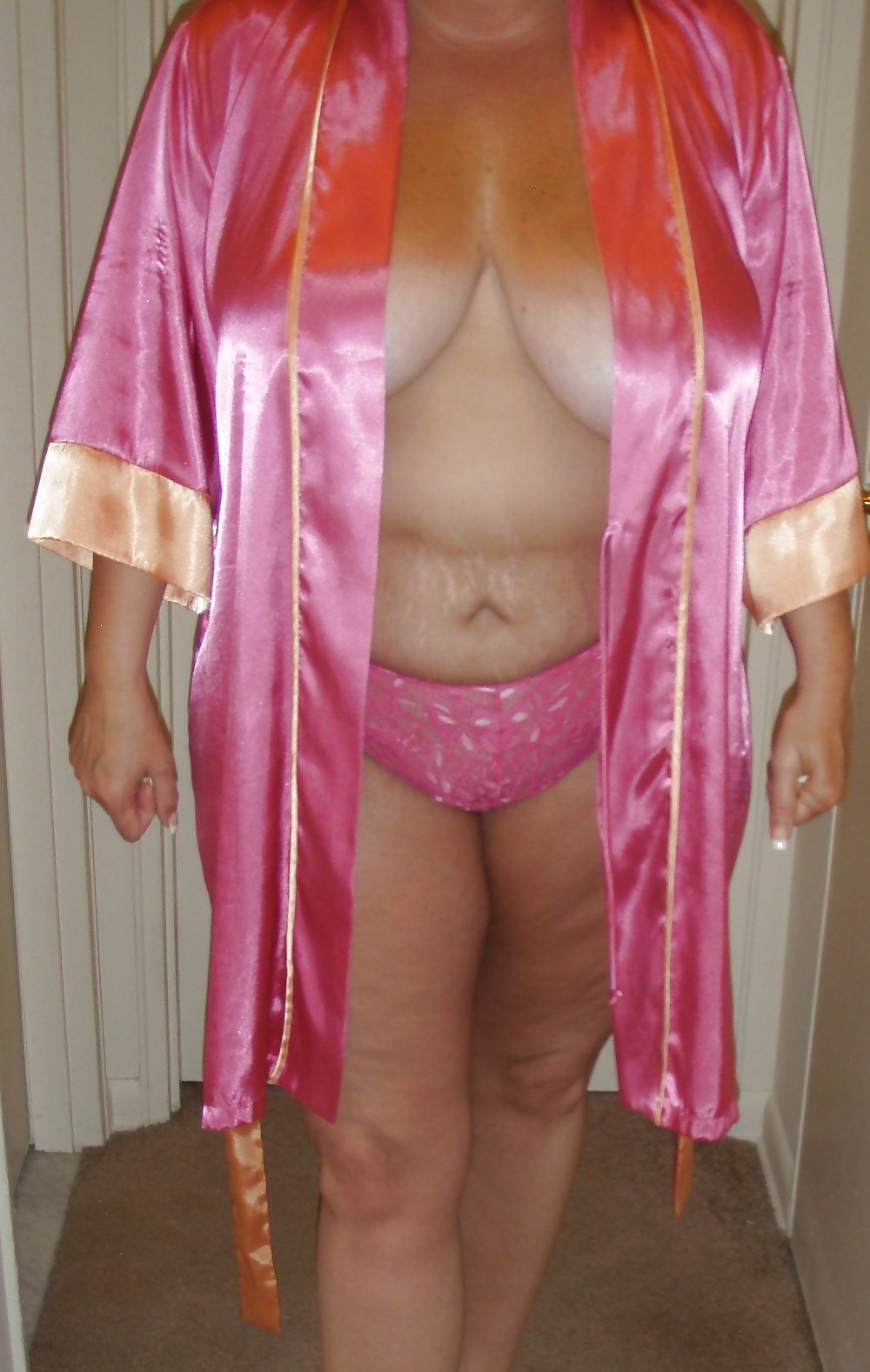 PRETTY IN PINK. #9462396