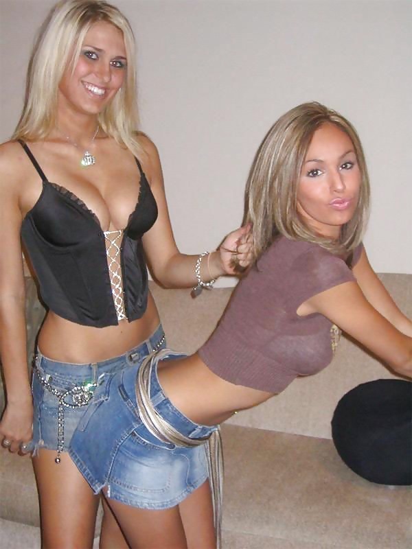 Queens in jeans C - Hand- and Blowjobs #7529997