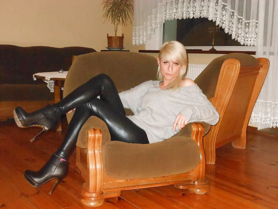 Shiny Leggings And Boots #18192485
