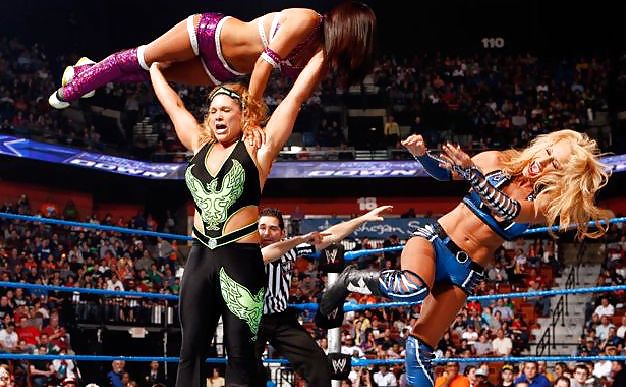 Layla El - WWE Diva mega collection #694436