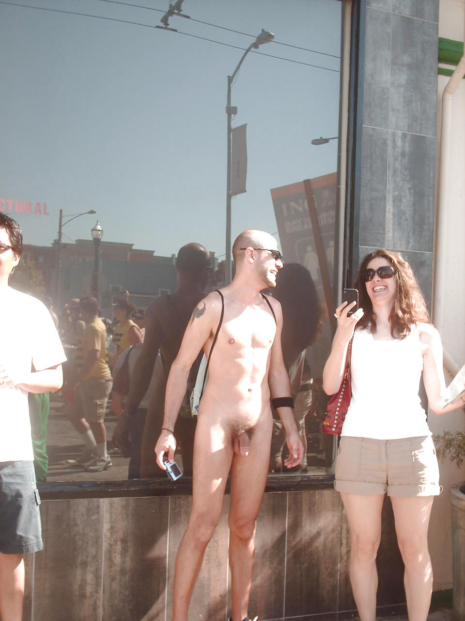 Cfnm - 服を着た女性 - 裸の男性
 #15088279