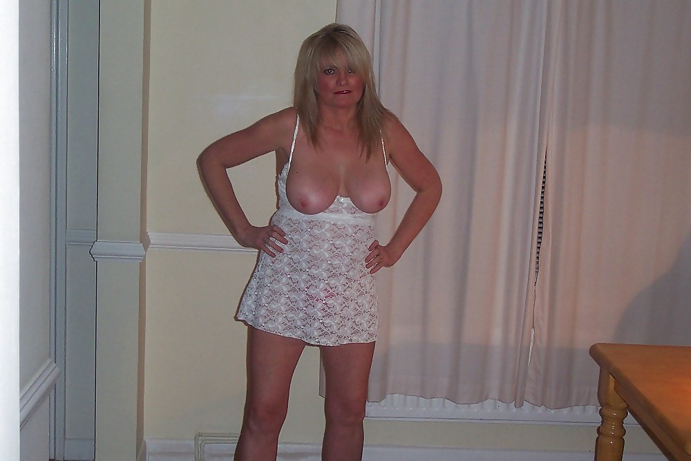 UK Milf Slut Samantha 9 #6089475