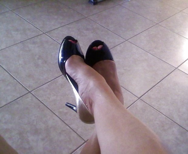 Random pics of women #8601211