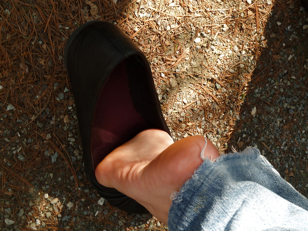 Outdoor feet #8962945