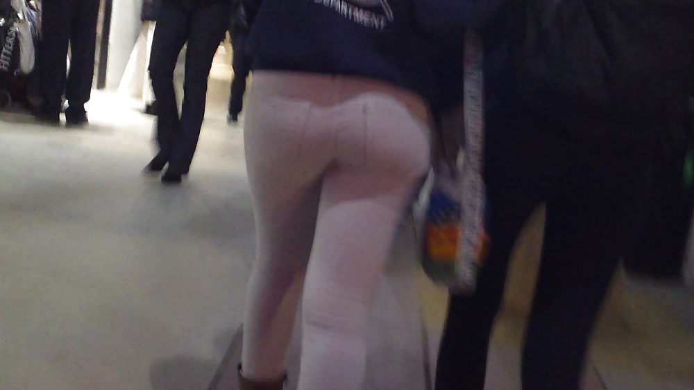 More nice Teen ass & butt in white jeans  #10295855
