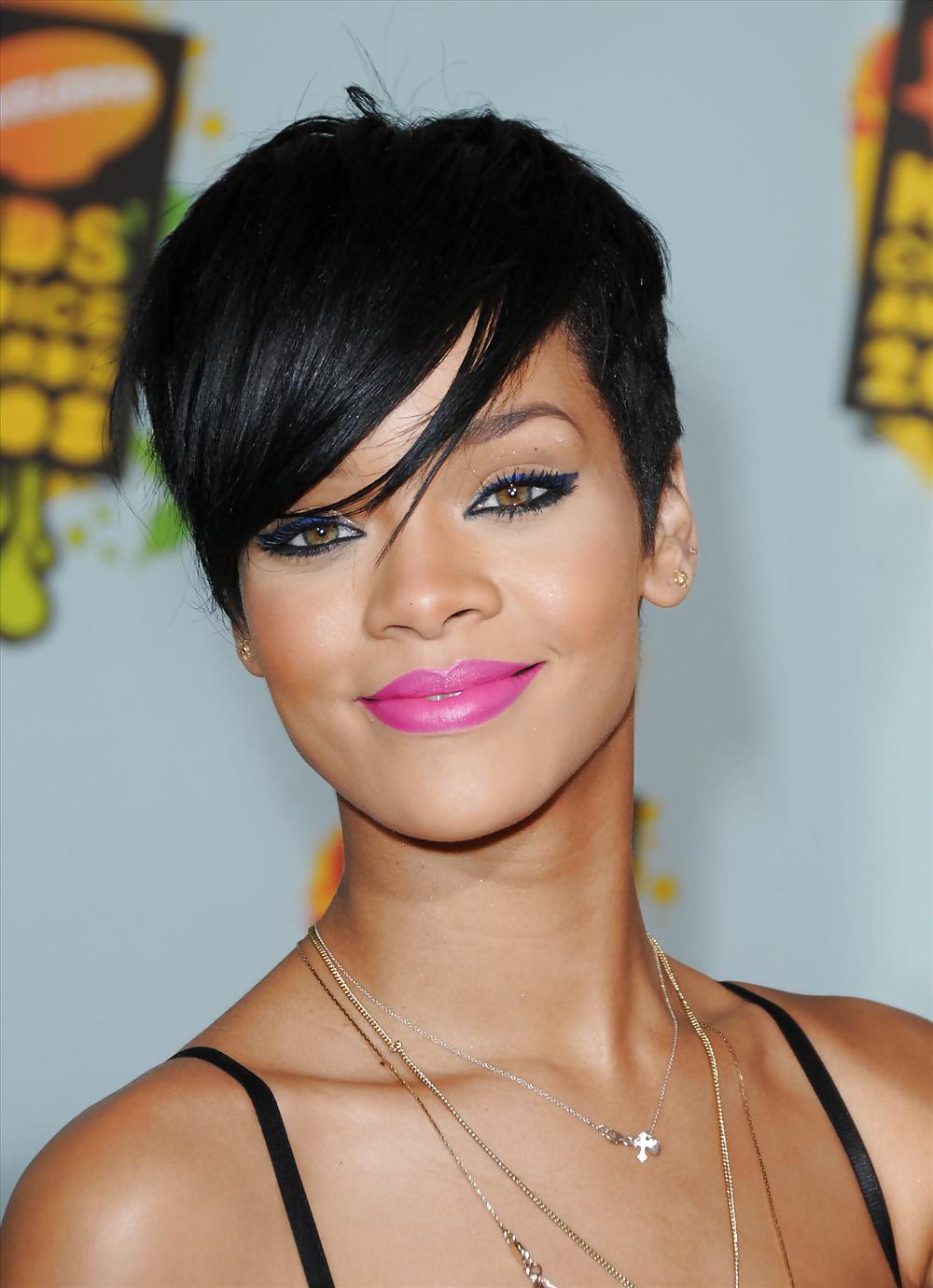 Rihanna - nickelodeon 2008 tan sexy
 #14064895
