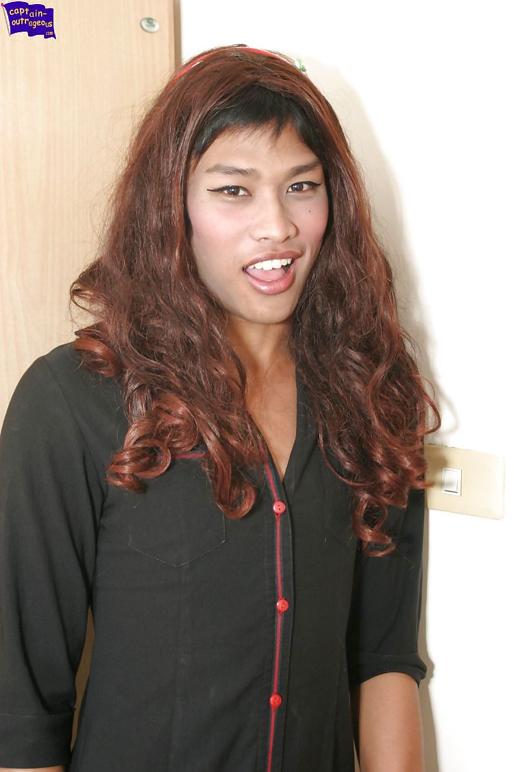 Ladyboy2
