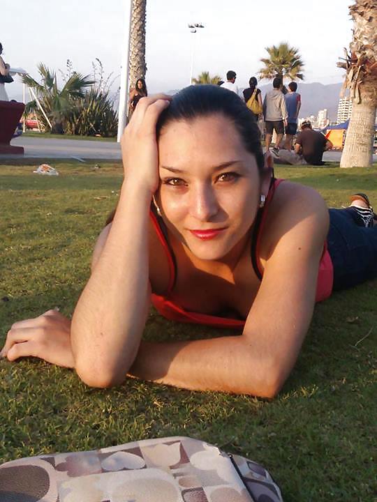 Tocando el culo borracho a mi primo
 #19056623