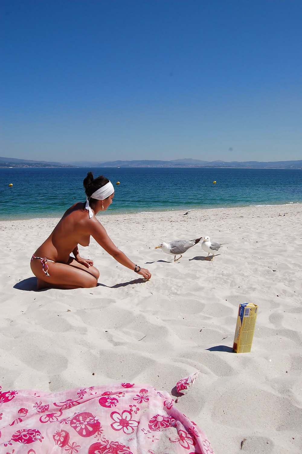 Chicas en la playa
 #17156972