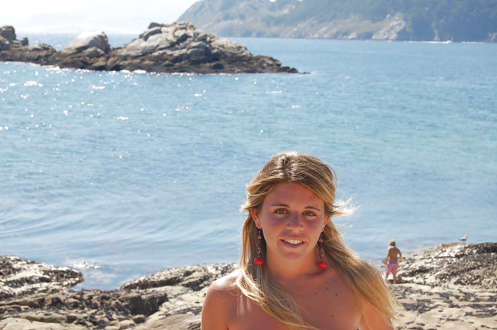 Chicas en la playa
 #17157034