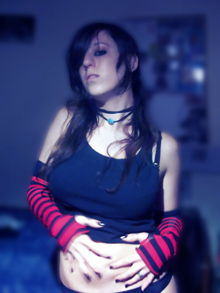 Meee
 #2729575