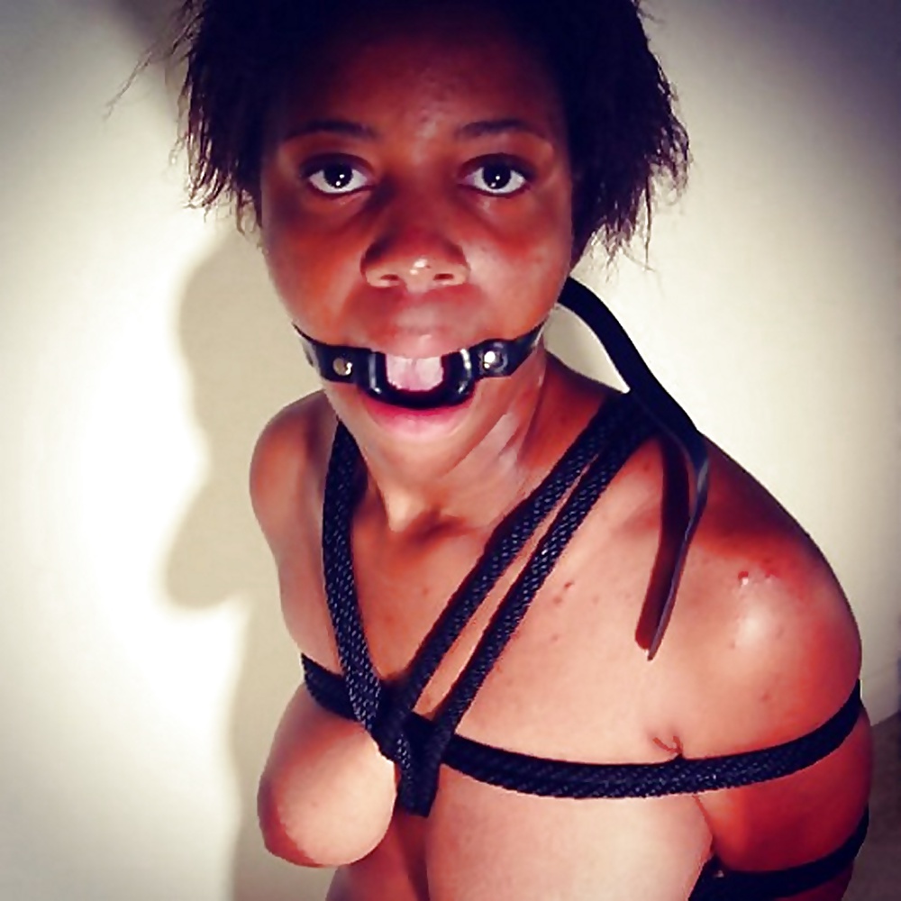 26-mujer negra bondage 3
 #10213958