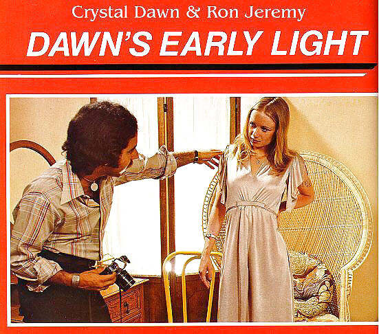 Ron jeremy metiendo su polla en los agujeros de crystal dawn
 #11662373
