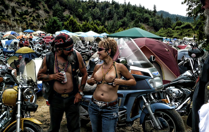 Photoshop divertimento - ragazze biker
 #7781153