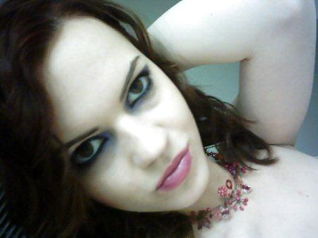 Hello #2977203