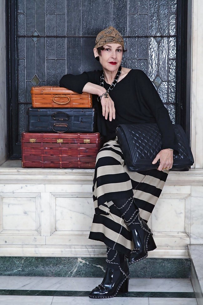 Little of this, lots of that #22782943