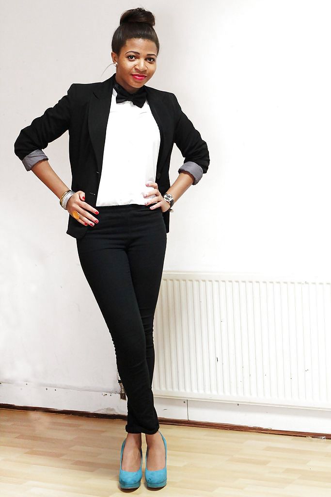 Bellezas con corbata
 #21610718