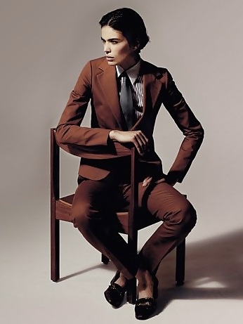 Bellezas con corbata
 #21610788