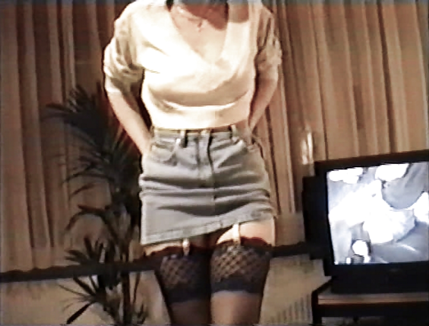 Sag - Femme Slutty En Jeans Bleu-mini Sangles Et Des Bas 09 #16794647