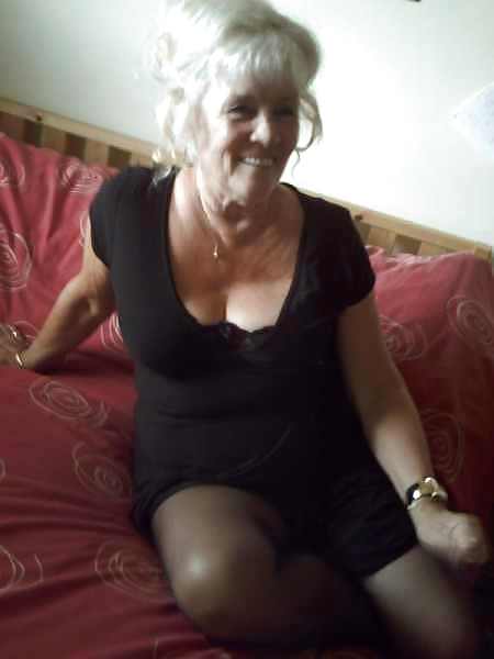 Belle Mature Et MILF #18598782