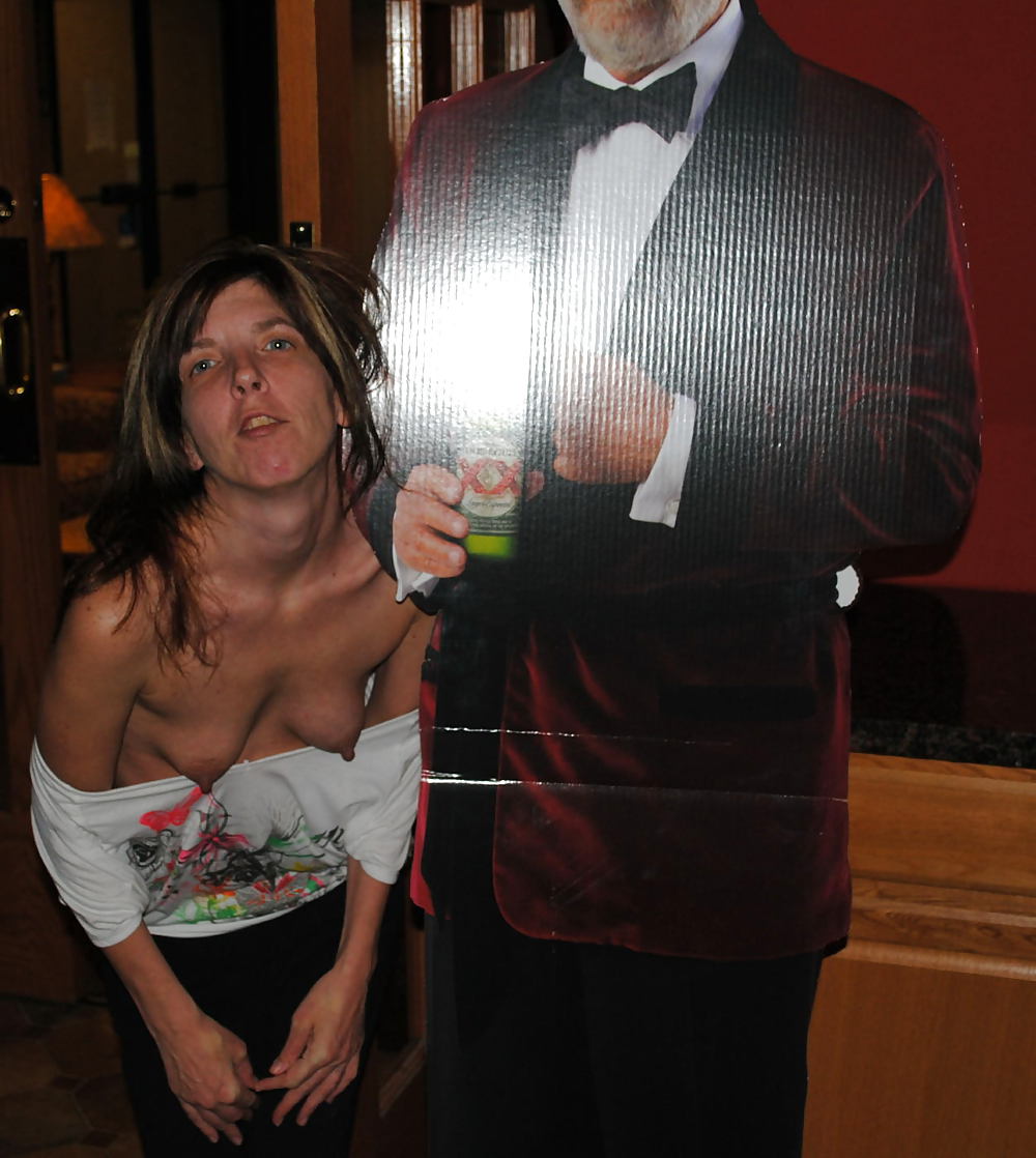 Blinkt Harten Nippel An Der Bar #22521735