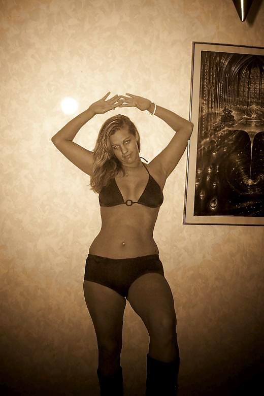 HOUSEWIVES ARE DAMN HORNY I #8620967