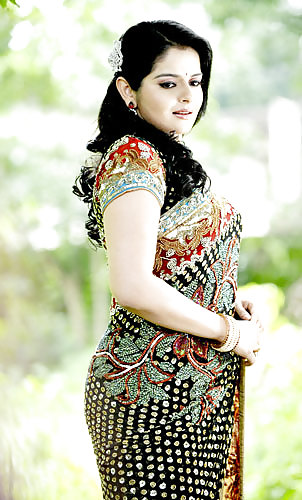 Indiano sexy in saree nero
 #13265959
