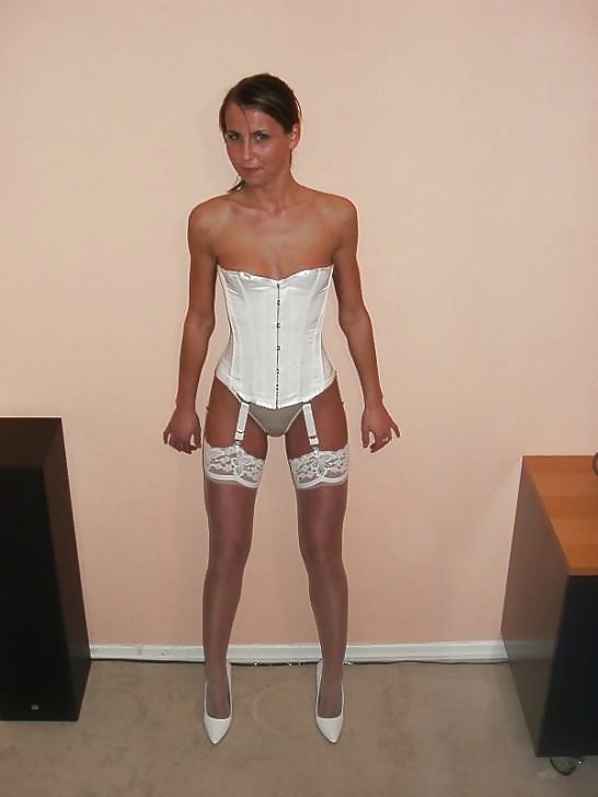 Dilettanti in corsetti e calze
 #17268140