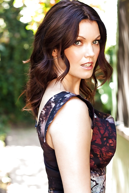 Bellamy Young #21813380