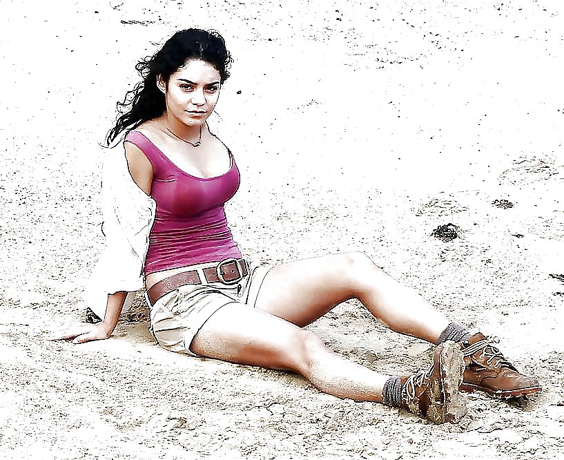 Vanessa Hudgens virtually uncensored pussy spreading #9867476