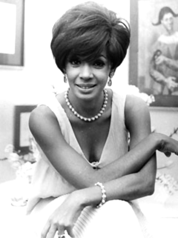 Shirley Bassey #10373112