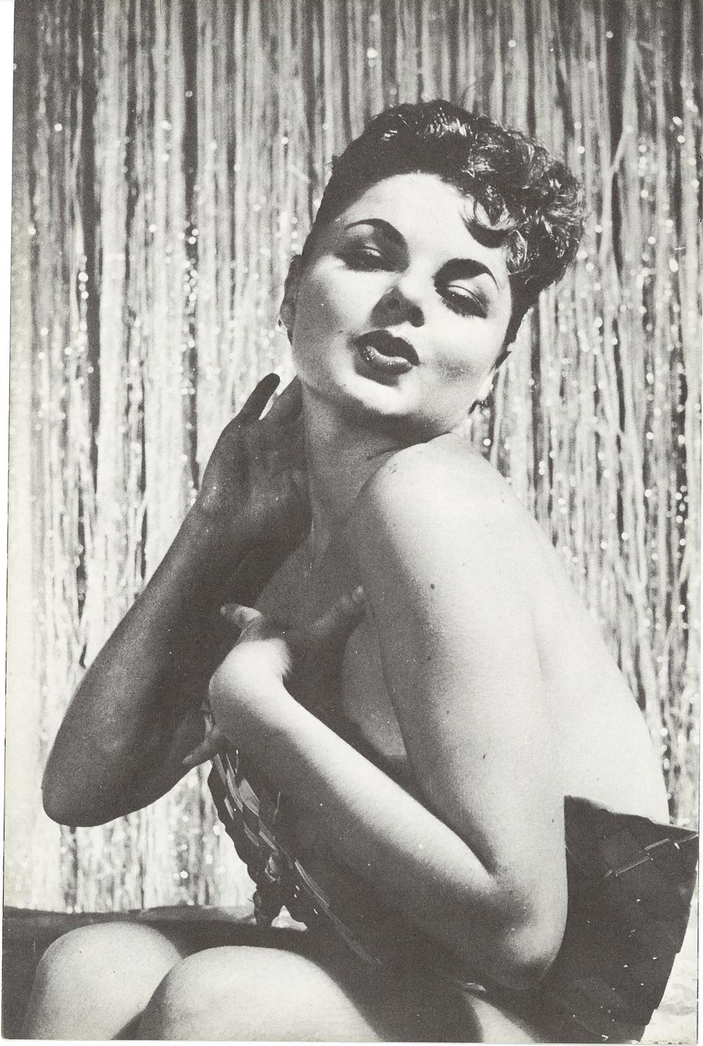 Revistas vintage presentando a bobbie nº2
 #2020595