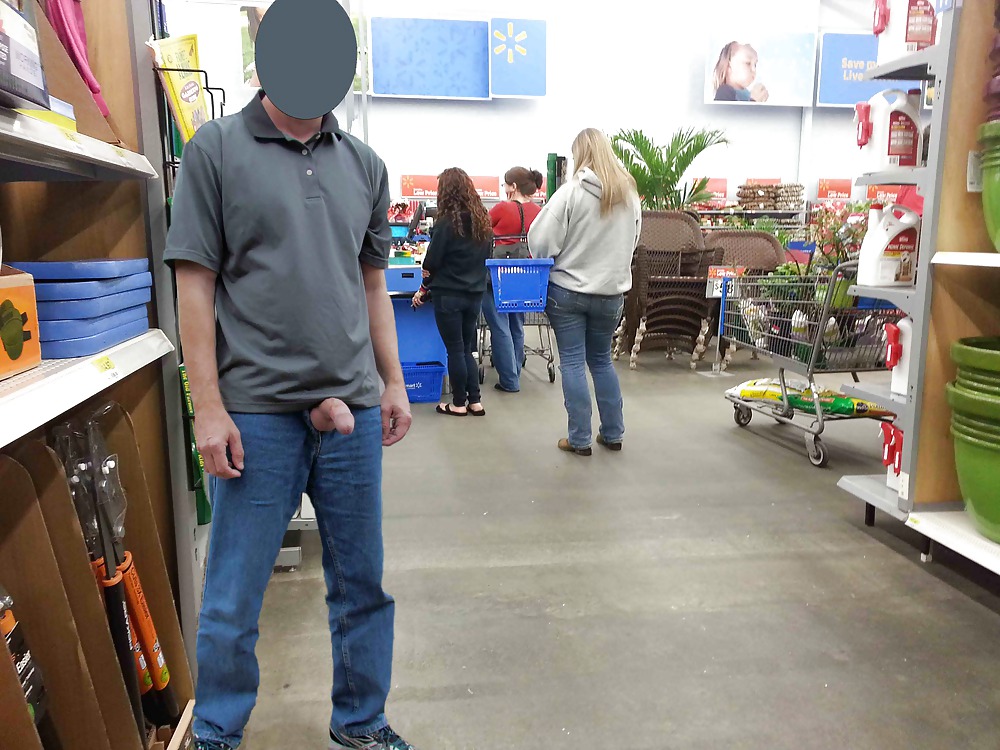 öffentliche Nacktheit In Den Verschiedenen Plätzen 10 #16638489