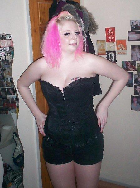 Coquine au cheveux rose